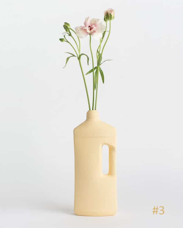 #3-jaune-vase-bouteille-porcelaine-foekje-fleur-france-maison-marie-tounette-boutique-minimaliste